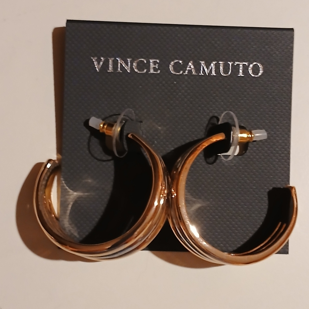 💜Vince Camuto Two Tone Hoop Earrings💜 - Picture 2 of 10